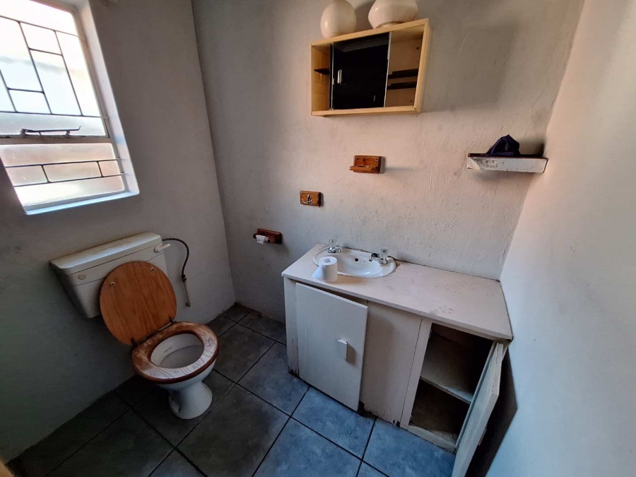 To Let 3 Bedroom Property for Rent in Florida Gauteng