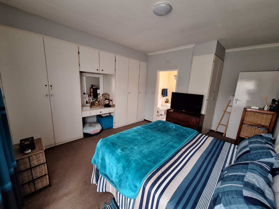 2 Bedroom Property for Sale in Montgomery Park Gauteng