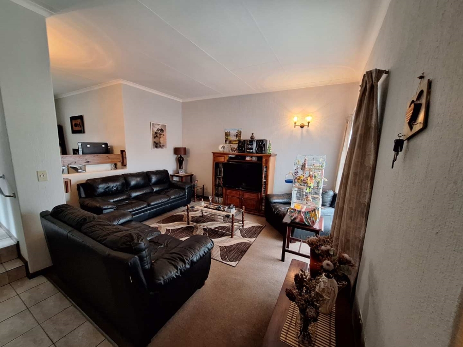 2 Bedroom Property for Sale in Montgomery Park Gauteng