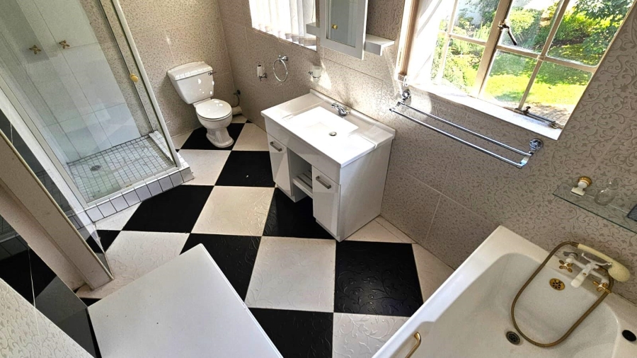 4 Bedroom Property for Sale in Bryanston Gauteng