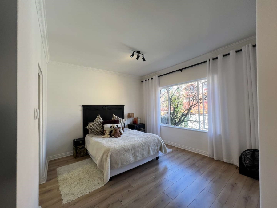 To Let 2 Bedroom Property for Rent in Rivonia Gauteng