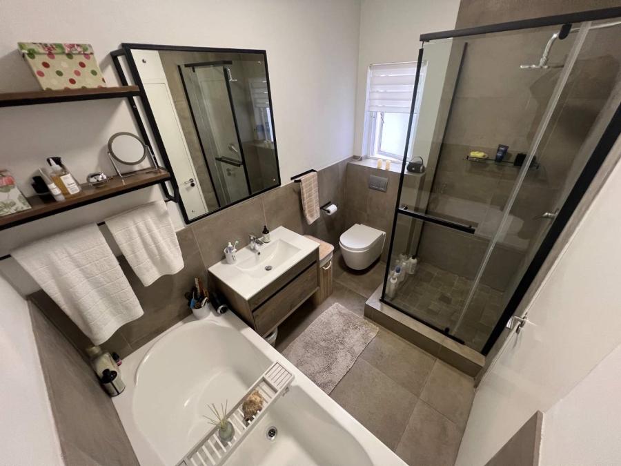 To Let 2 Bedroom Property for Rent in Rivonia Gauteng