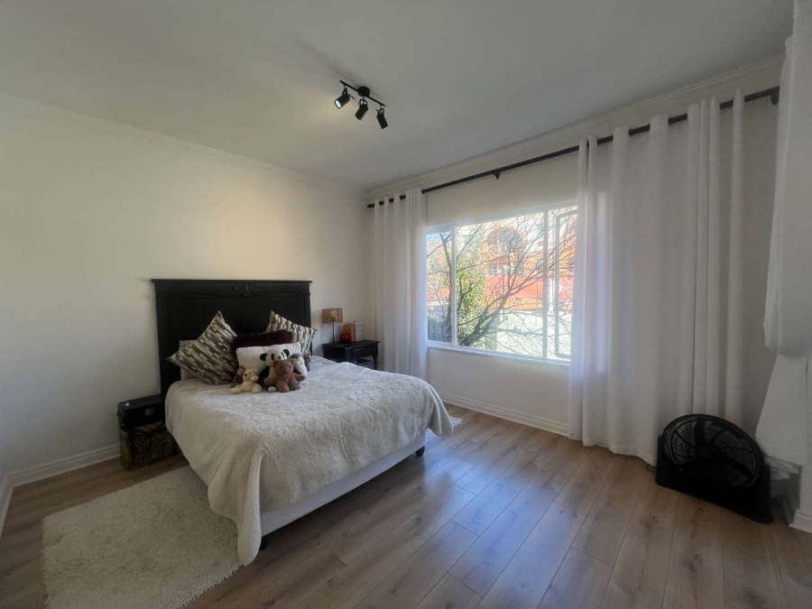 To Let 2 Bedroom Property for Rent in Rivonia Gauteng