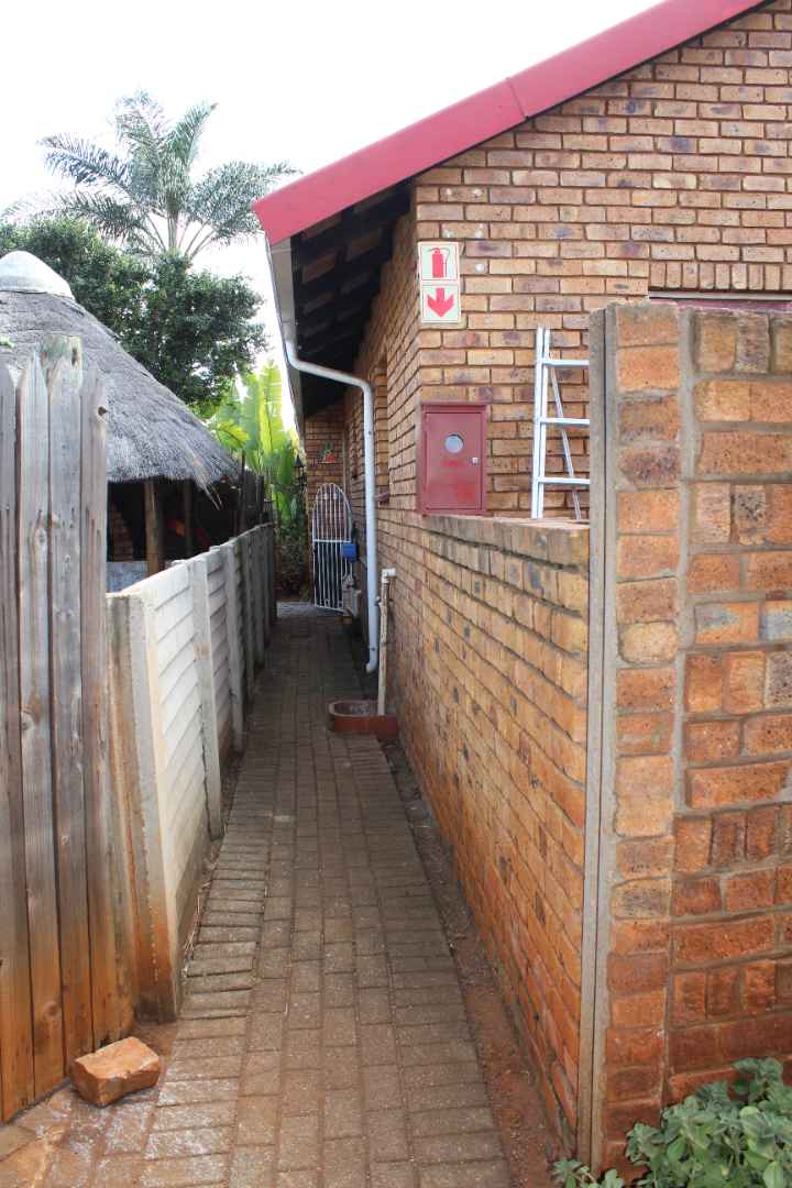 To Let 2 Bedroom Property for Rent in Hesteapark Gauteng