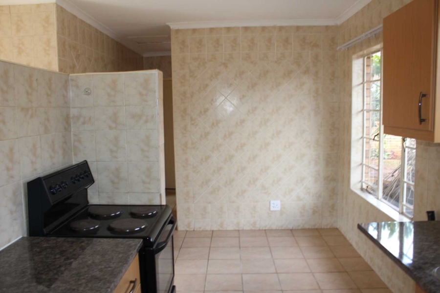 To Let 2 Bedroom Property for Rent in Hesteapark Gauteng