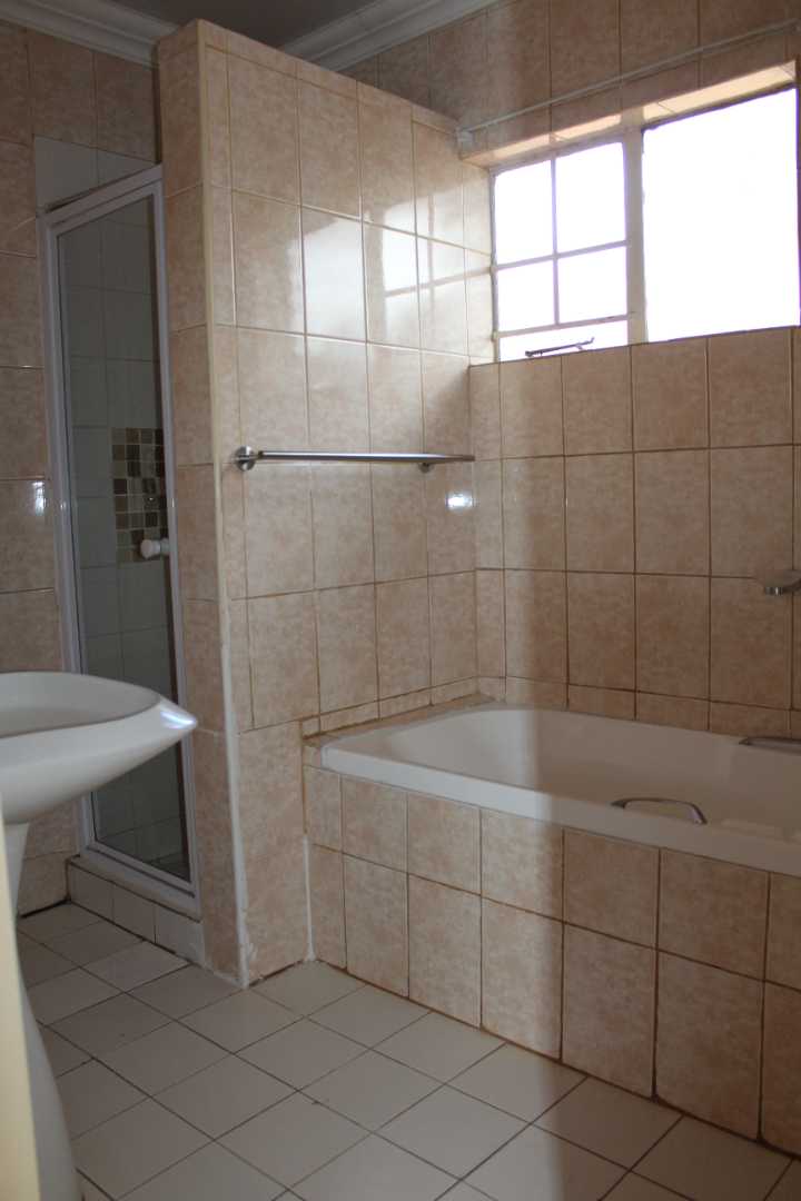 To Let 2 Bedroom Property for Rent in Hesteapark Gauteng