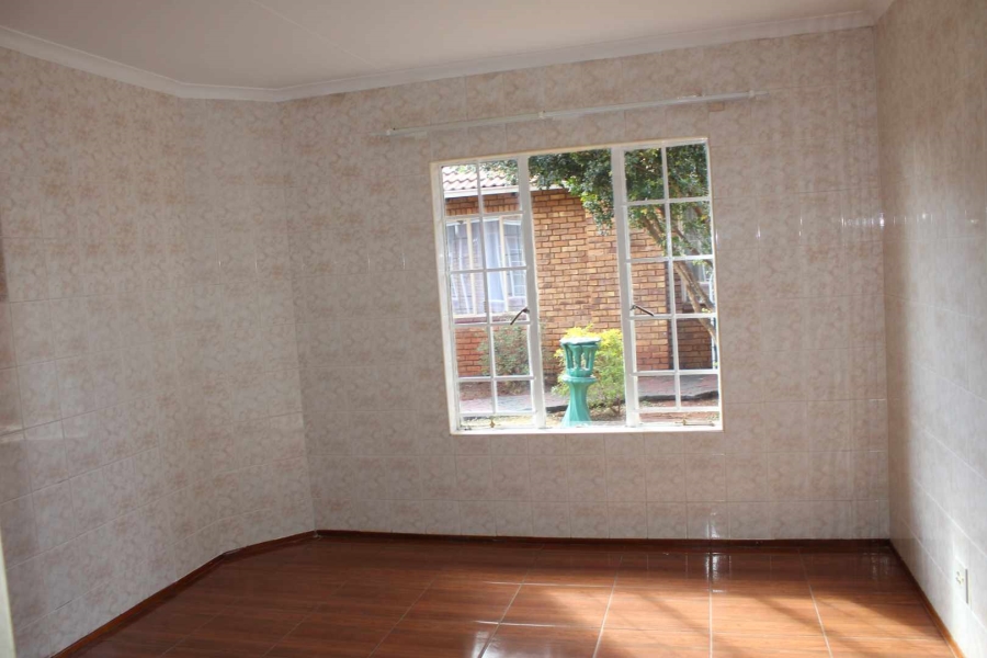 To Let 2 Bedroom Property for Rent in Hesteapark Gauteng
