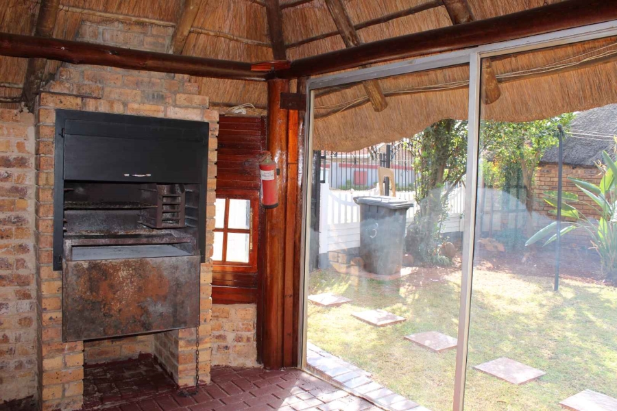 To Let 2 Bedroom Property for Rent in Hesteapark Gauteng