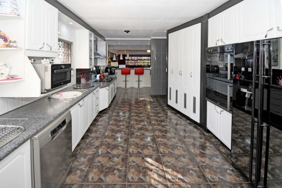 3 Bedroom Property for Sale in Dalpark Gauteng