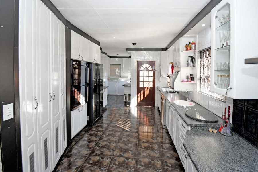 3 Bedroom Property for Sale in Dalpark Gauteng