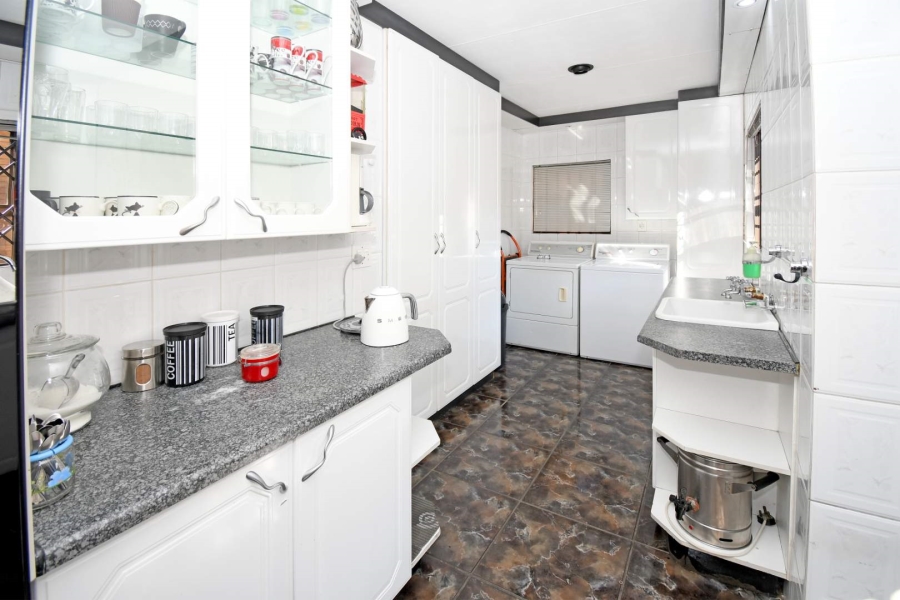 3 Bedroom Property for Sale in Dalpark Gauteng