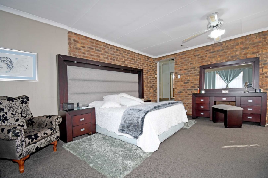 3 Bedroom Property for Sale in Dalpark Gauteng