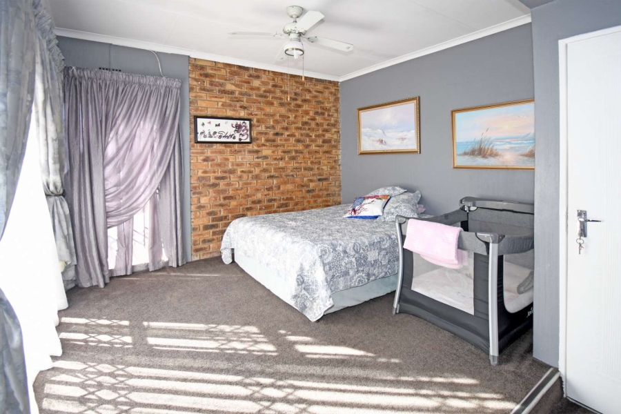 3 Bedroom Property for Sale in Dalpark Gauteng