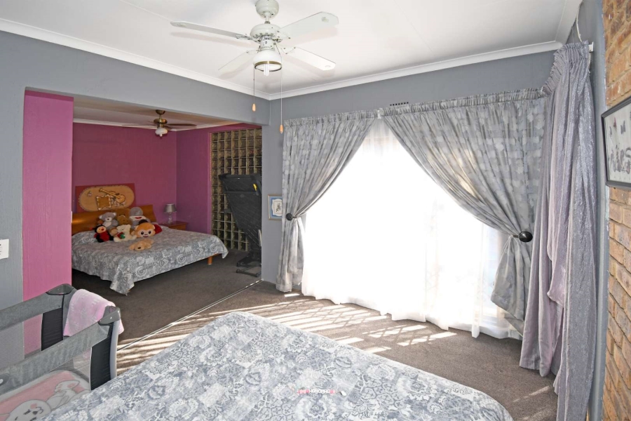 3 Bedroom Property for Sale in Dalpark Gauteng