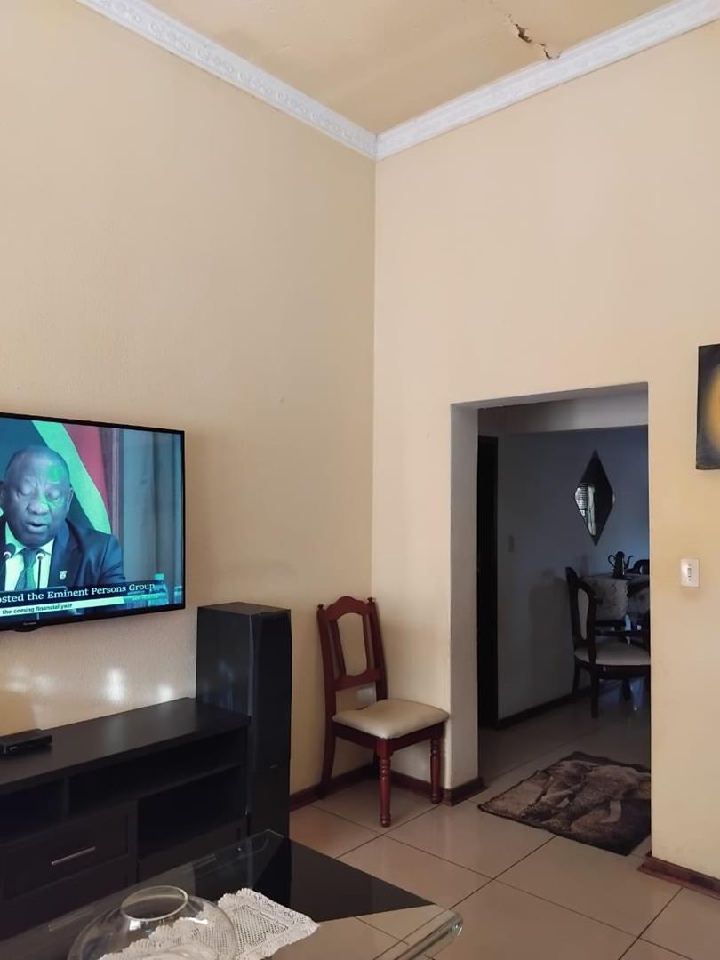 3 Bedroom Property for Sale in Dawn Park Gauteng