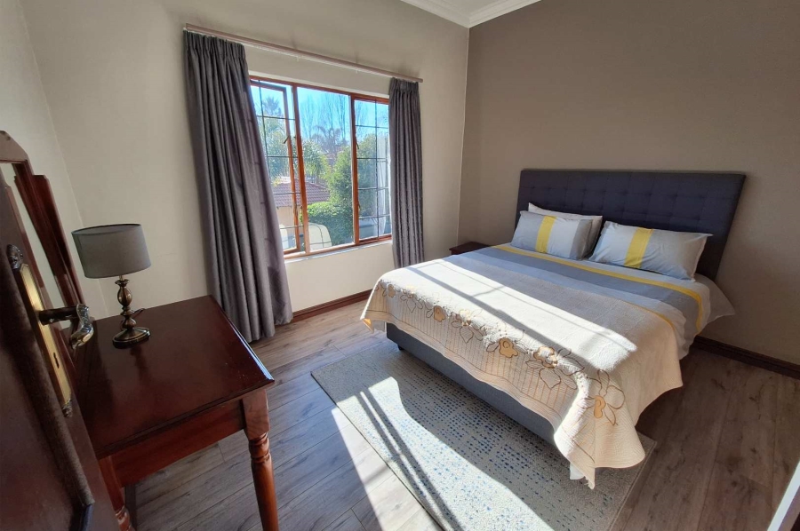 To Let 4 Bedroom Property for Rent in Silver Lakes Gauteng