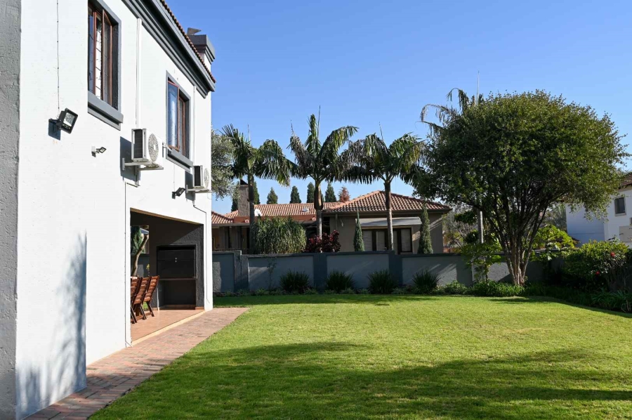To Let 4 Bedroom Property for Rent in Silver Lakes Gauteng