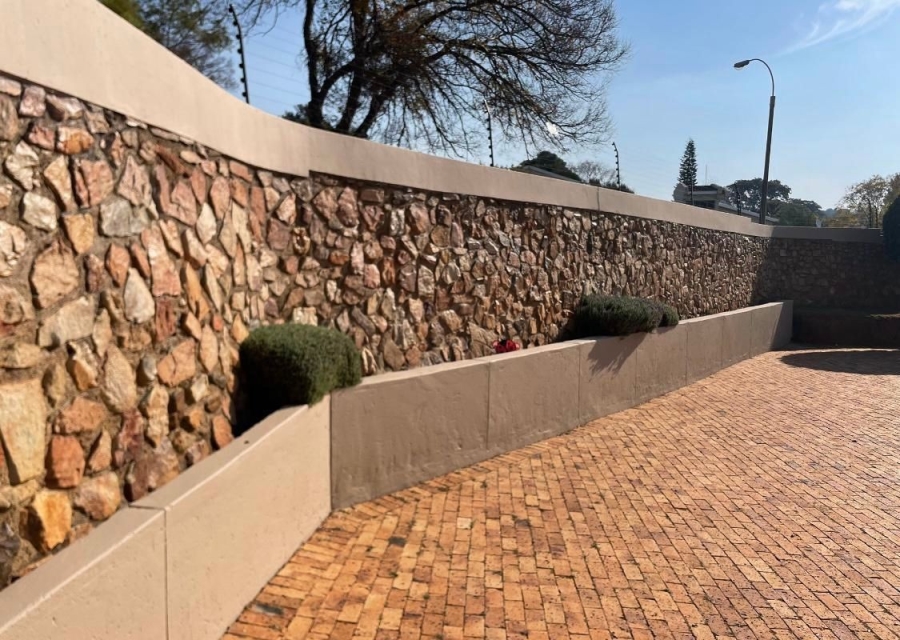 To Let 3 Bedroom Property for Rent in Weltevreden Park Gauteng