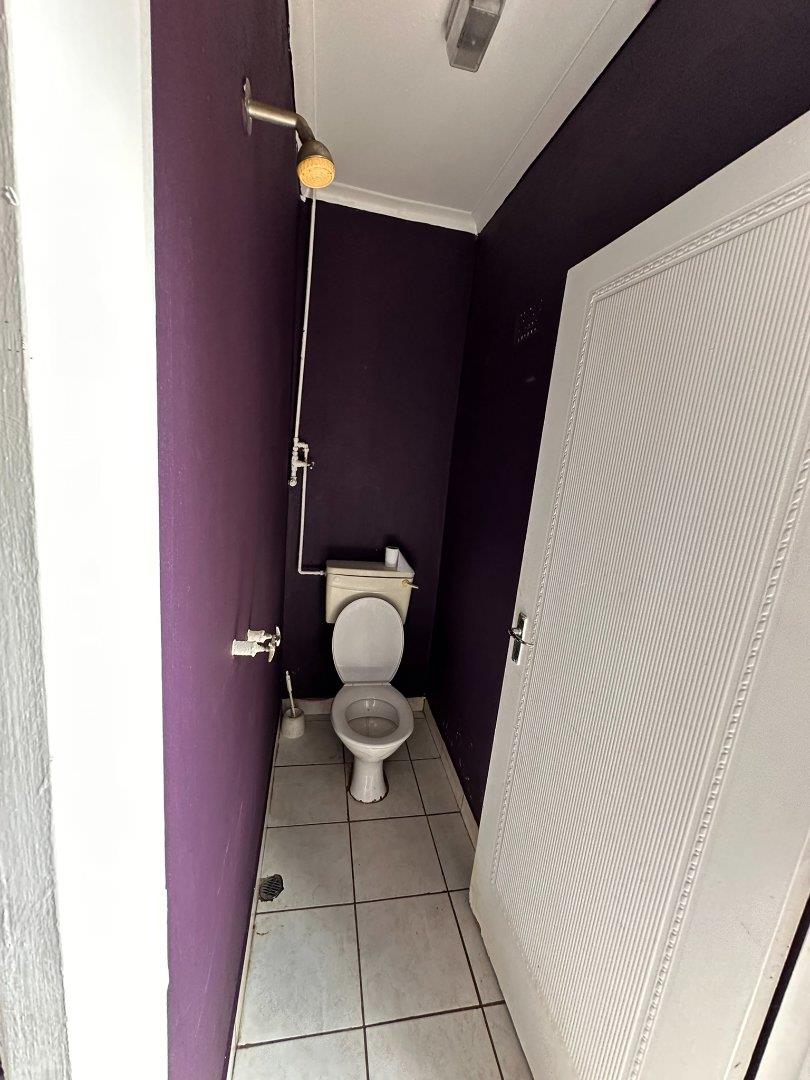 To Let 3 Bedroom Property for Rent in Florida Gauteng