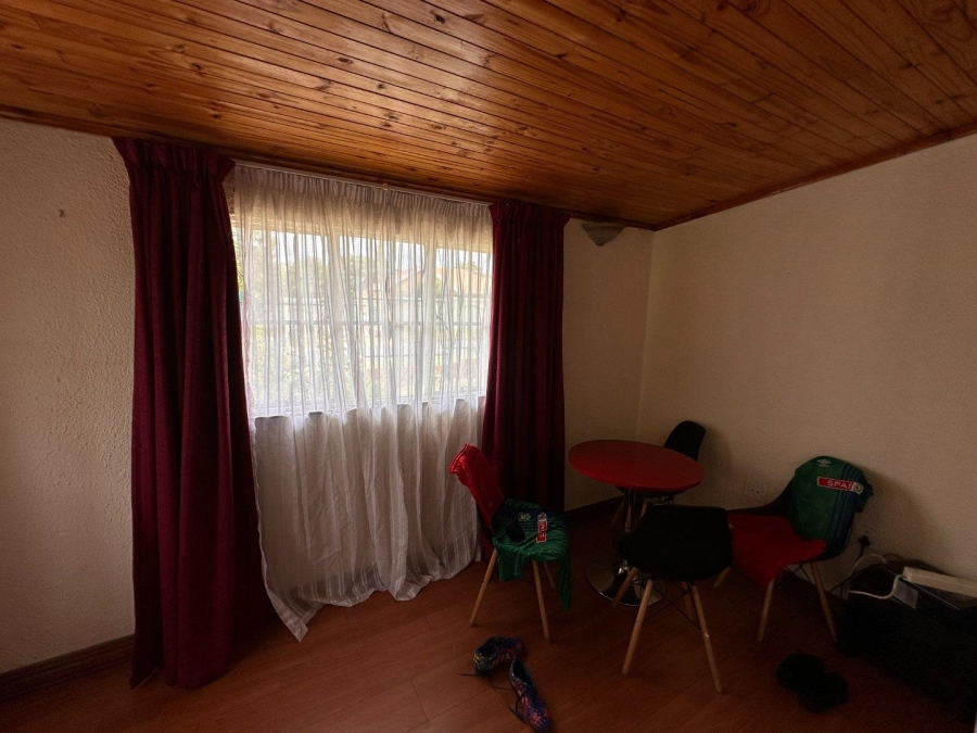 To Let 3 Bedroom Property for Rent in Florida Gauteng