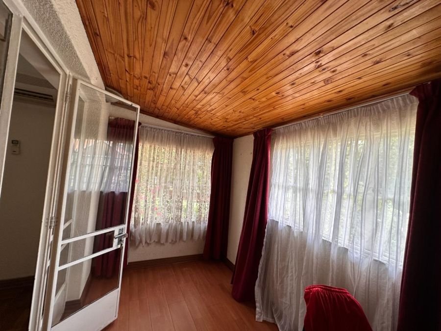 To Let 3 Bedroom Property for Rent in Florida Gauteng