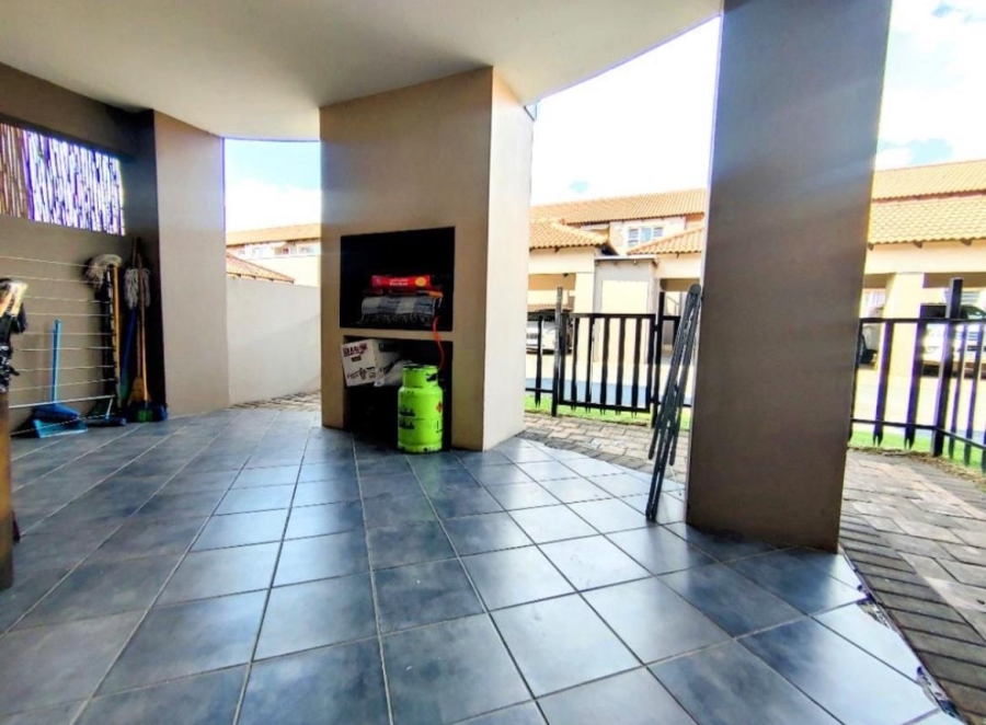 2 Bedroom Property for Sale in Van Dyk Park Gauteng