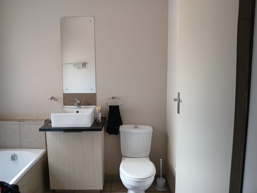 2 Bedroom Property for Sale in Murrayfield Gauteng