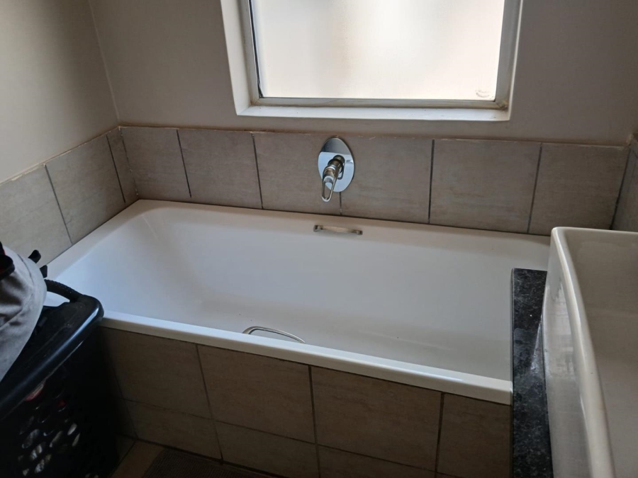 2 Bedroom Property for Sale in Murrayfield Gauteng