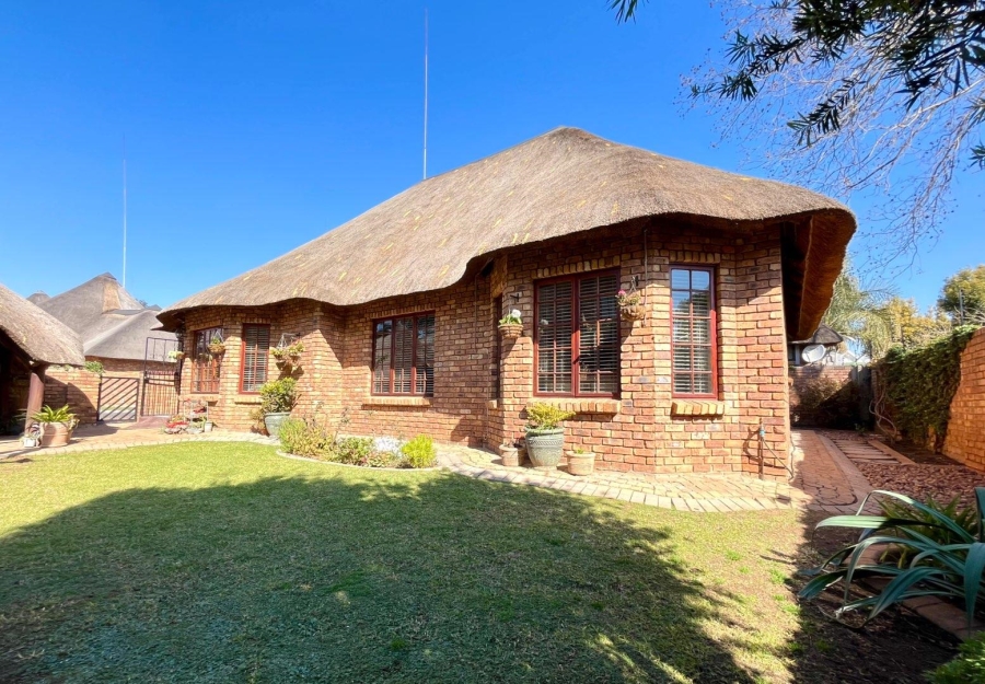3 Bedroom Property for Sale in Rynfield Gauteng