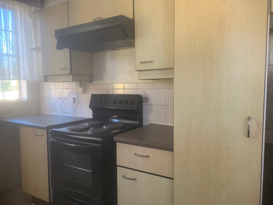 4 Bedroom Property for Sale in Birchleigh North Gauteng