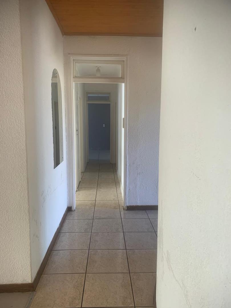 4 Bedroom Property for Sale in Birchleigh North Gauteng