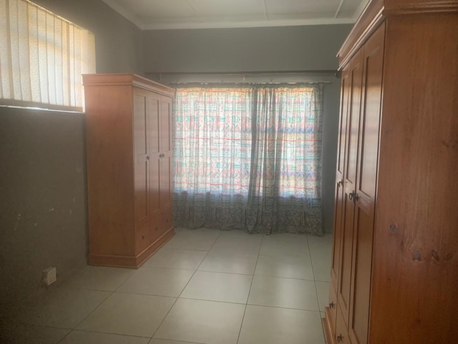 4 Bedroom Property for Sale in Birchleigh North Gauteng