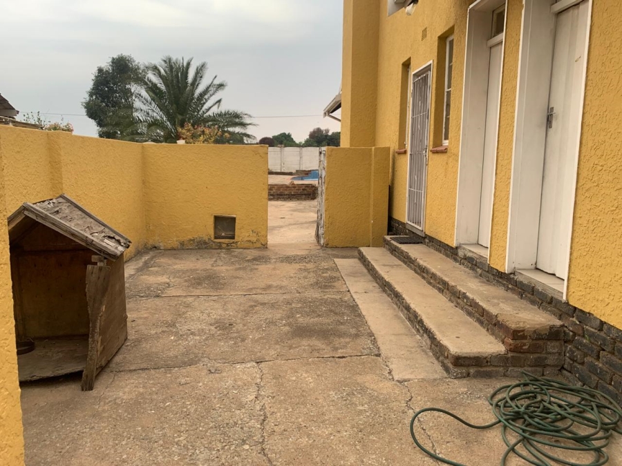 4 Bedroom Property for Sale in Birchleigh North Gauteng