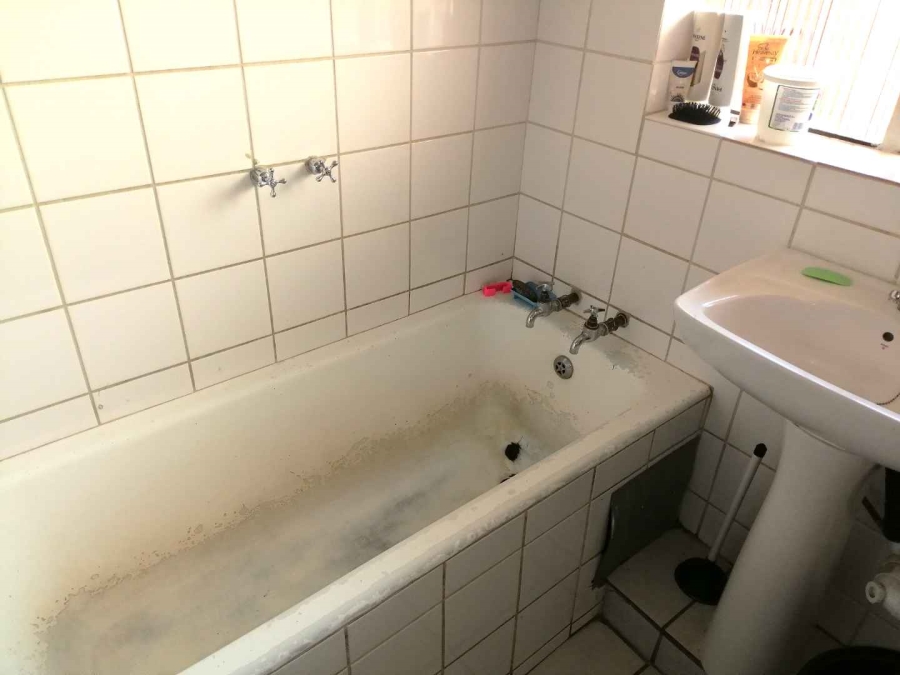 2 Bedroom Property for Sale in Bellevue Gauteng