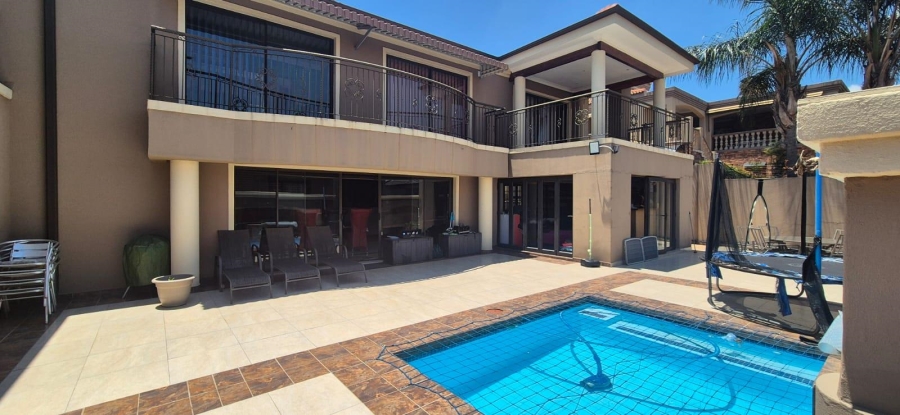 4 Bedroom Property for Sale in Bassonia Gauteng