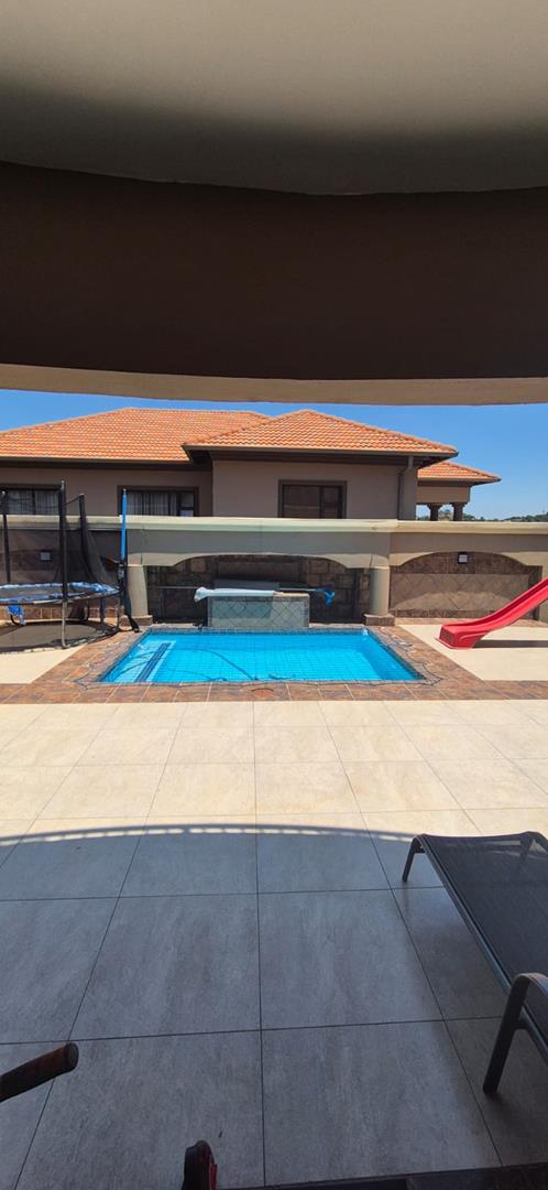4 Bedroom Property for Sale in Bassonia Gauteng