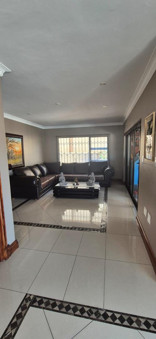 4 Bedroom Property for Sale in Bassonia Gauteng