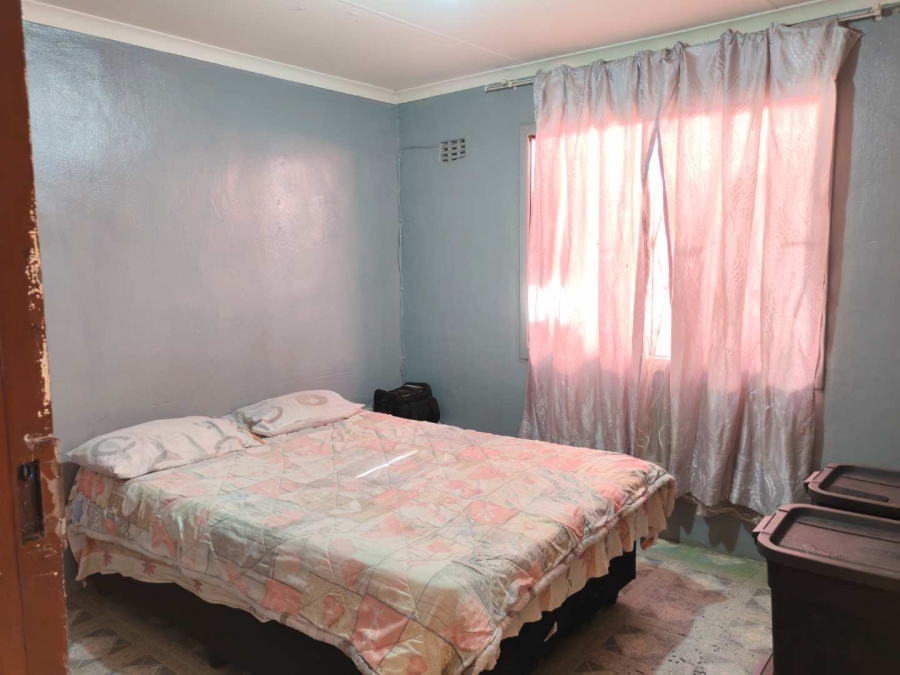0 Bedroom Property for Sale in Lenasia Ext 13 Gauteng