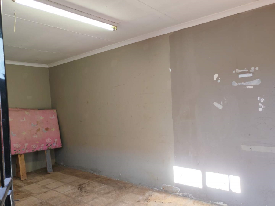 0 Bedroom Property for Sale in Lenasia Ext 13 Gauteng