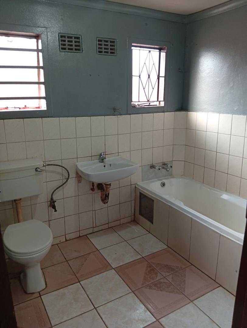 3 Bedroom Property for Sale in Lenasia Ext 13 Gauteng