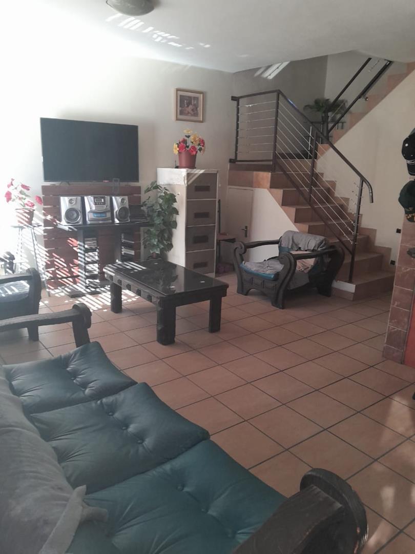 2 Bedroom Property for Sale in Freeway Park Gauteng