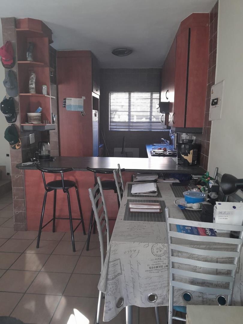 2 Bedroom Property for Sale in Freeway Park Gauteng