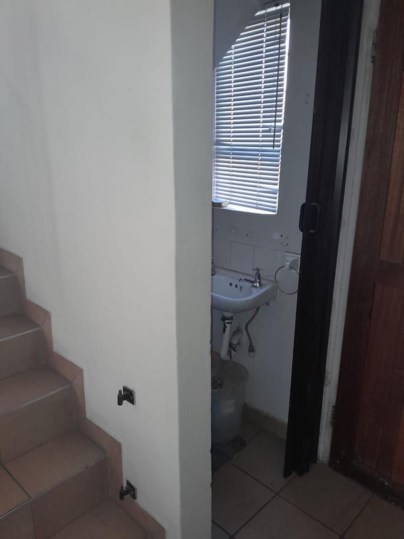 2 Bedroom Property for Sale in Freeway Park Gauteng