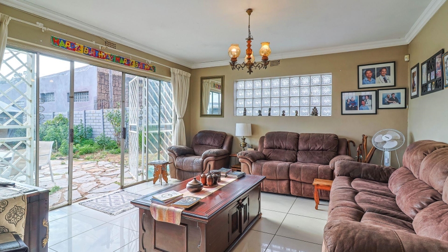 3 Bedroom Property for Sale in Sophiatown Gauteng