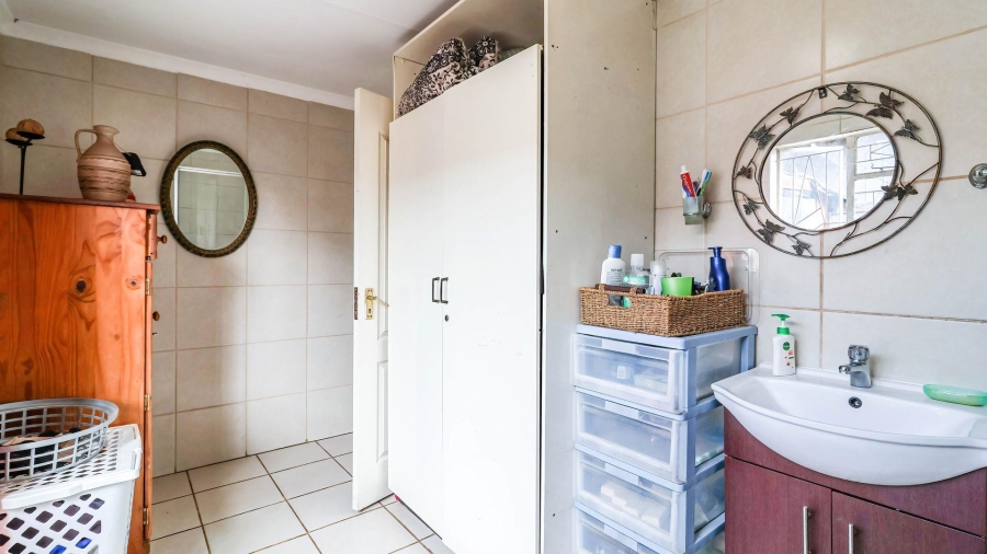 3 Bedroom Property for Sale in Sophiatown Gauteng