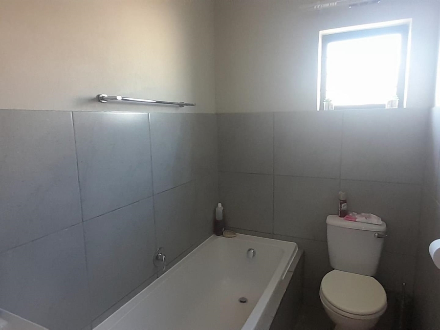 3 Bedroom Property for Sale in Mindalore Gauteng