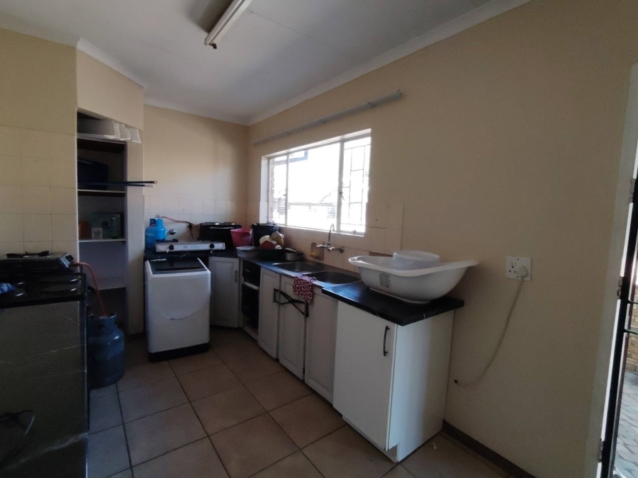 To Let 3 Bedroom Property for Rent in The Reeds Gauteng