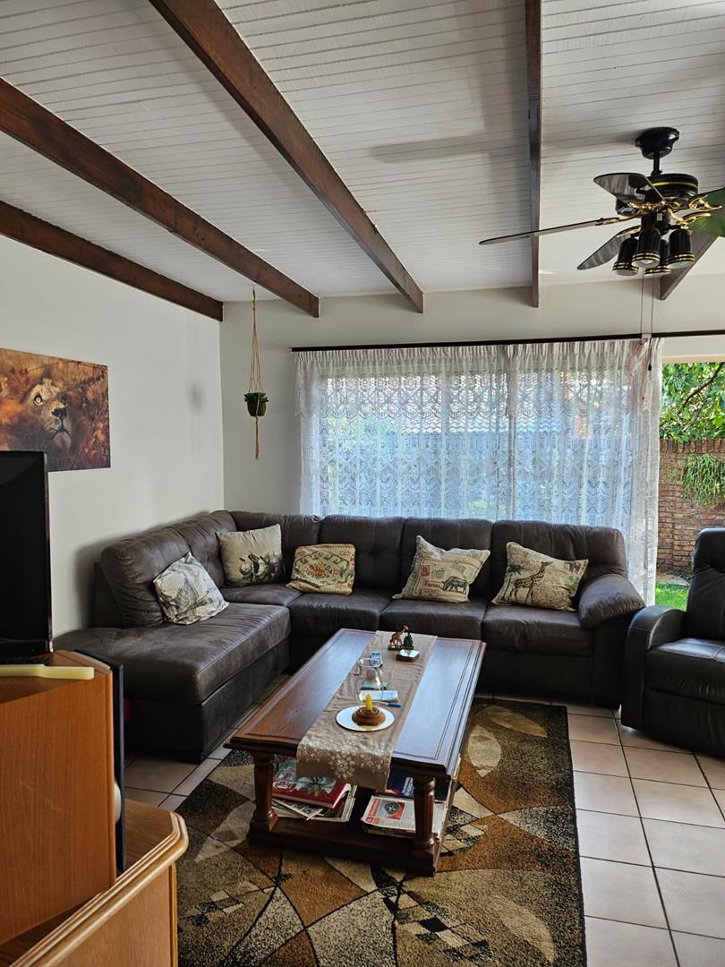 To Let 2 Bedroom Property for Rent in Wapadrand Gauteng