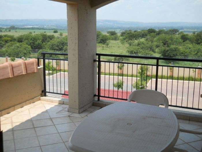 To Let 1 Bedroom Property for Rent in Silver Lakes Gauteng