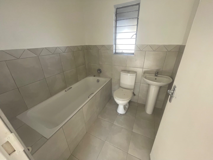 1 Bedroom Property for Sale in Esther Park Gauteng